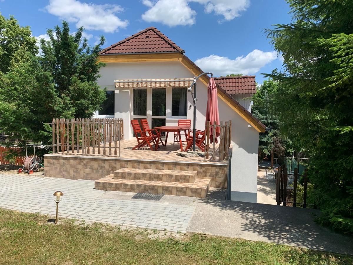 Borsi Apartman Balatonalmadi Ngoại thất bức ảnh